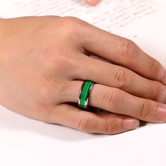 Sterling Silver Green Change Mood Ring Men / Women - Picture 3 of 4